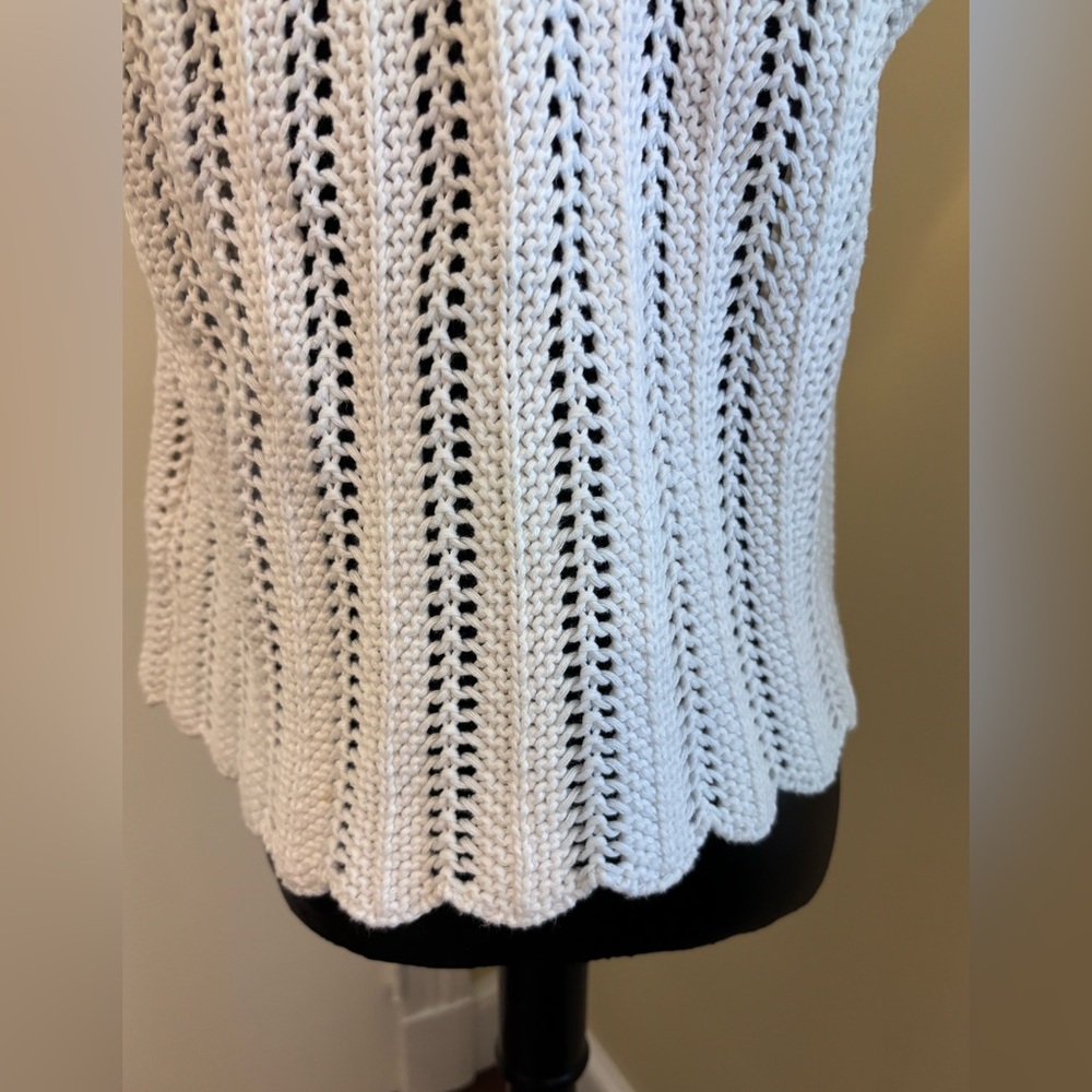OLD NAVY White Sweater - Picture 6 of 8